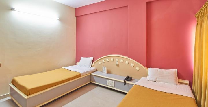 Hotel Aditya Rajkot Eksteriør bilde